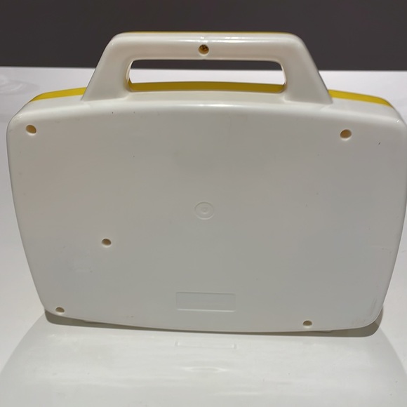 (2/$50) 1985 Redbox Musical TV Box - London Bridge Song - Vintage Toy - Picture 4 of 8